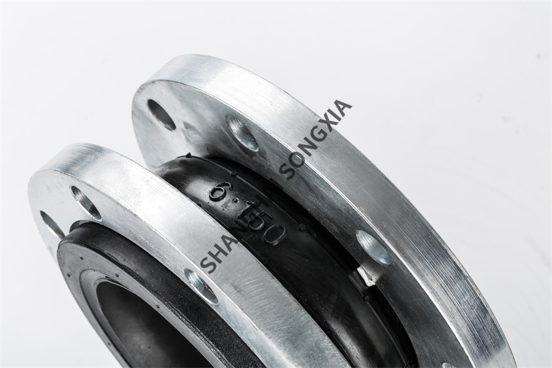 DN150自來水泵房橡膠接頭的作用是什么?主要應用是什么?